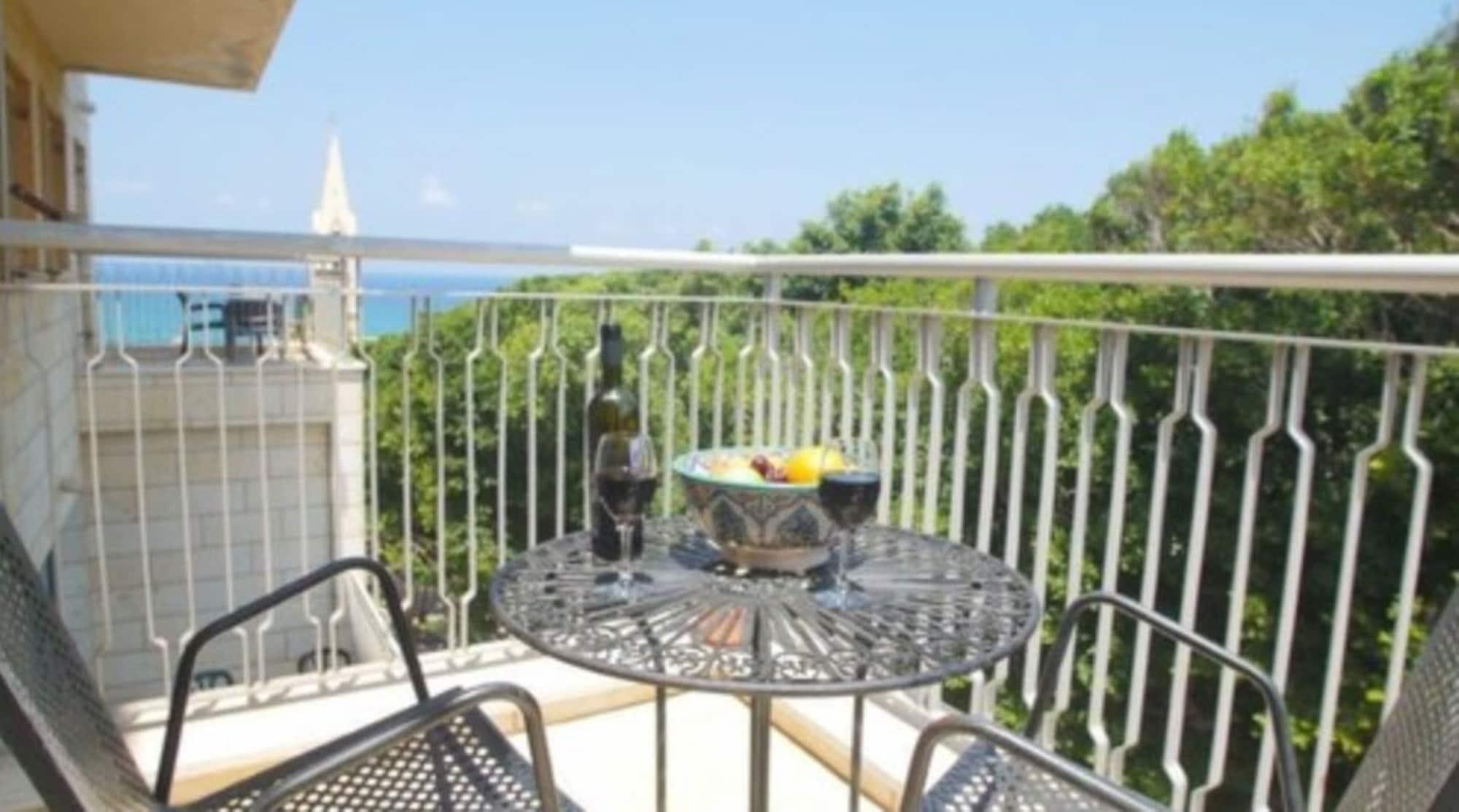 Andromeda Hill Apartments And Spa Tel Aviv Ngoại thất bức ảnh