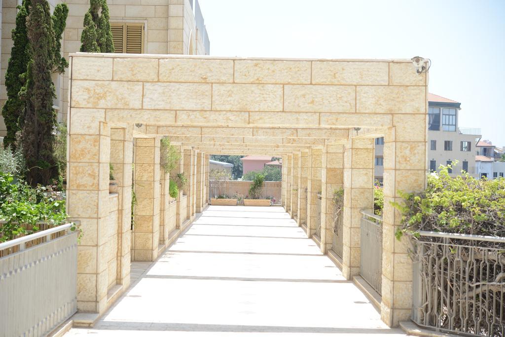 Andromeda Hill Apartments And Spa Tel Aviv Ngoại thất bức ảnh