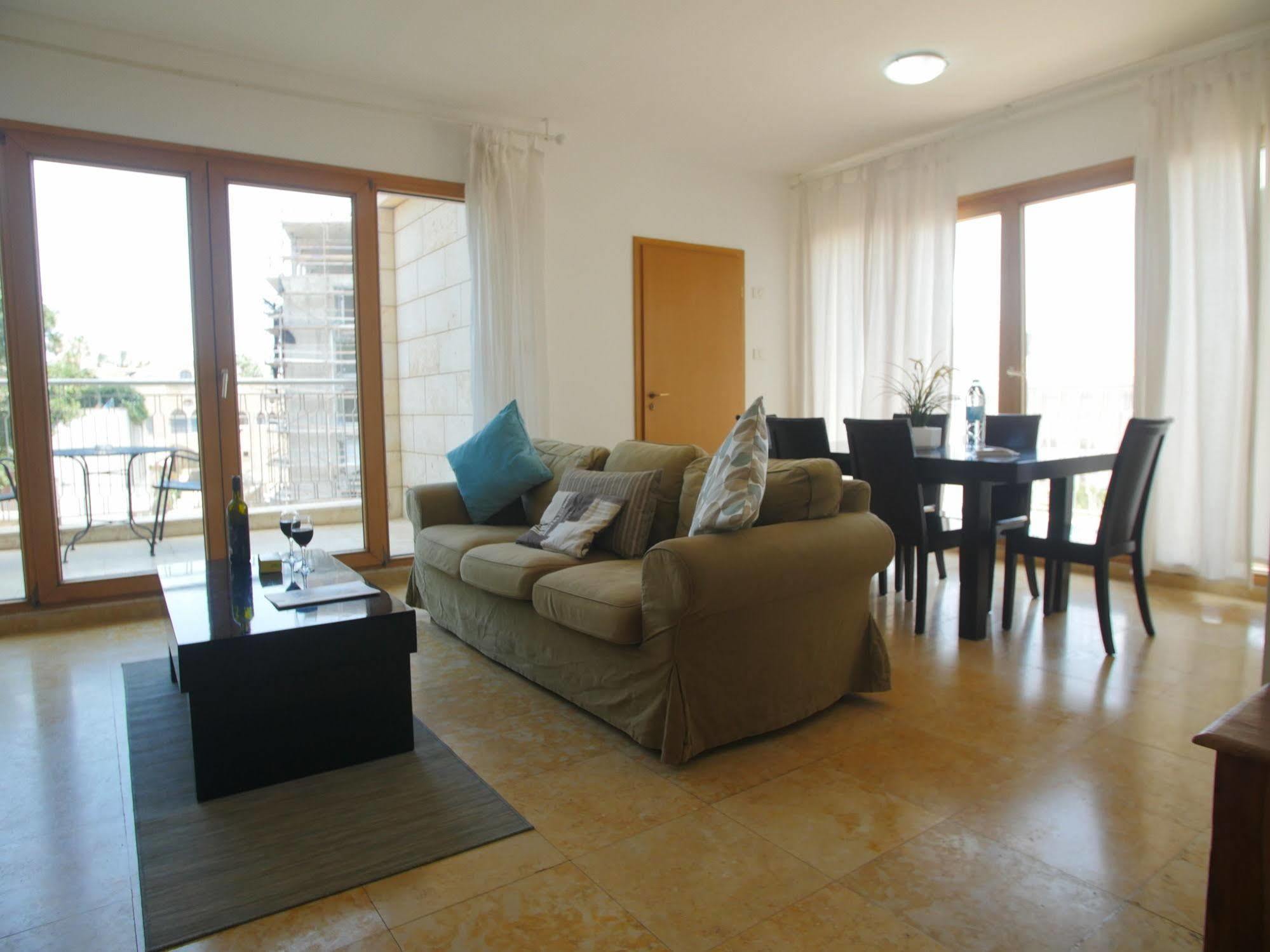 Andromeda Hill Apartments And Spa Tel Aviv Ngoại thất bức ảnh