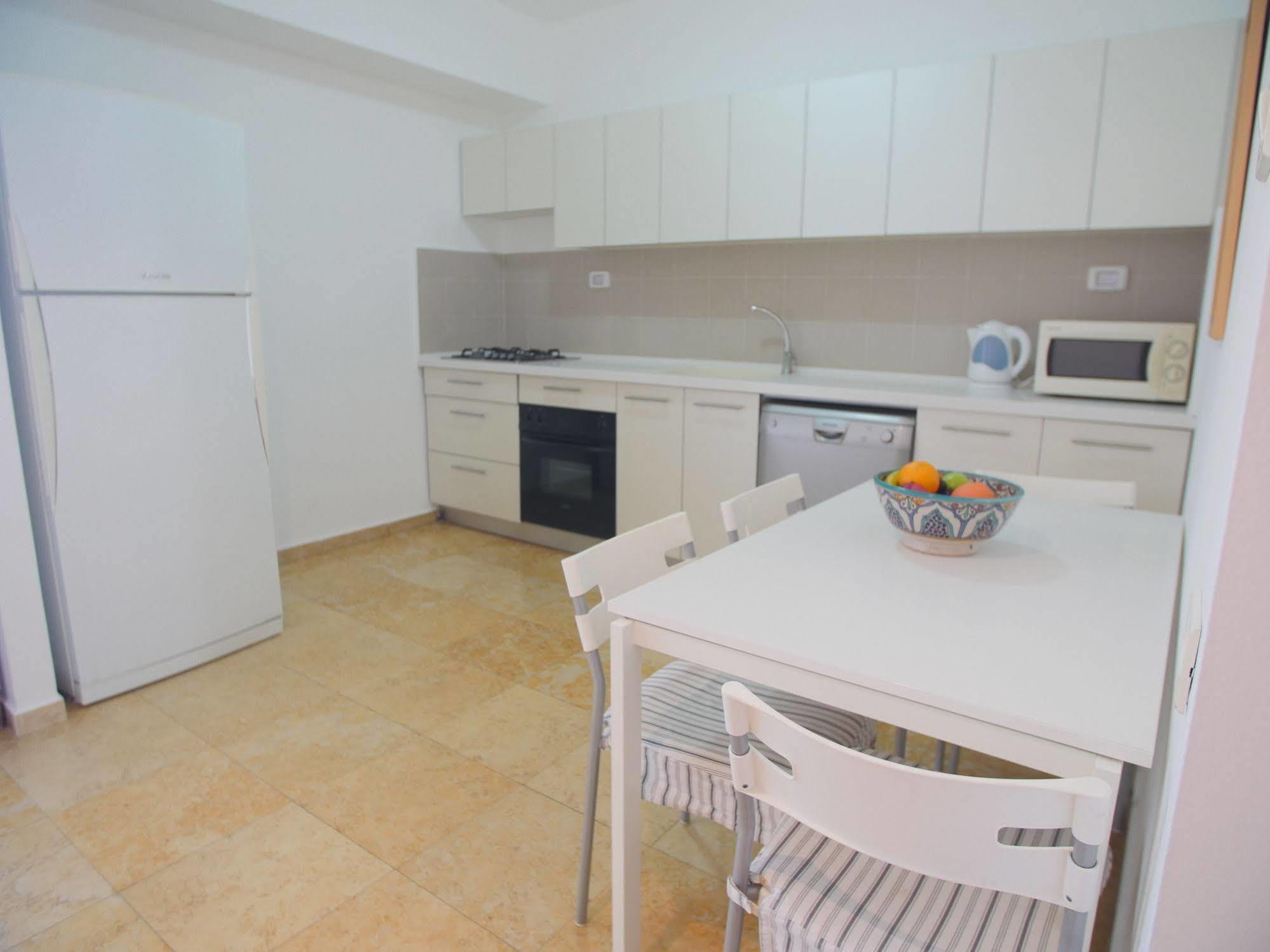 Andromeda Hill Apartments And Spa Tel Aviv Ngoại thất bức ảnh